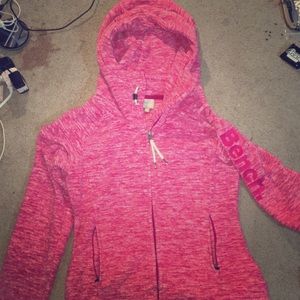 —-SOLD—-Bench Zipup Sweatshirt Fleece